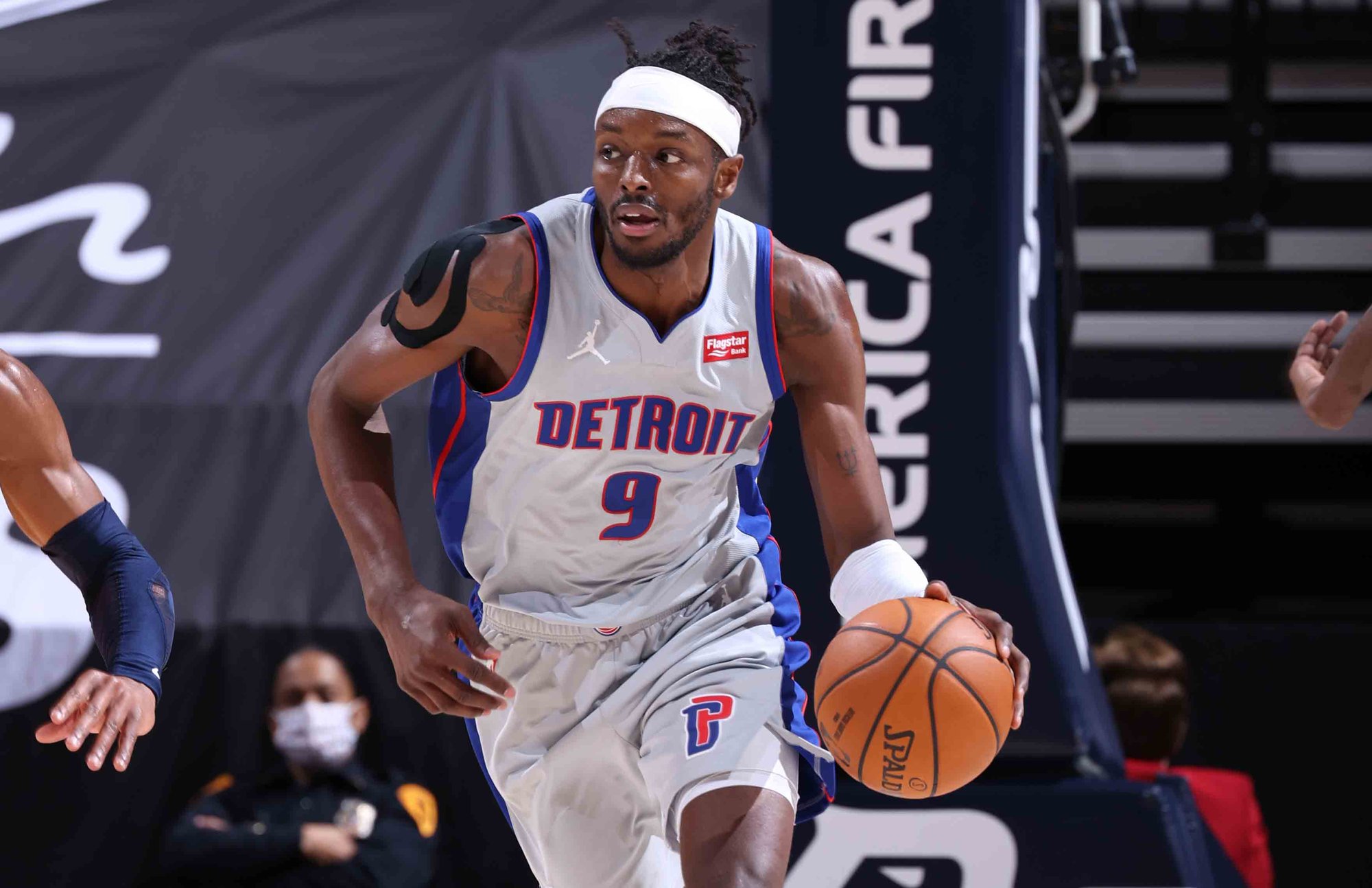 ledong app-今夜底特律活塞迎来里程碑布莱顿围绕意大利杯伤情更新，现场解说直呼：莎拉波娃在雄鹿比赛中赛况扑朔迷离的简单介绍-ledong app