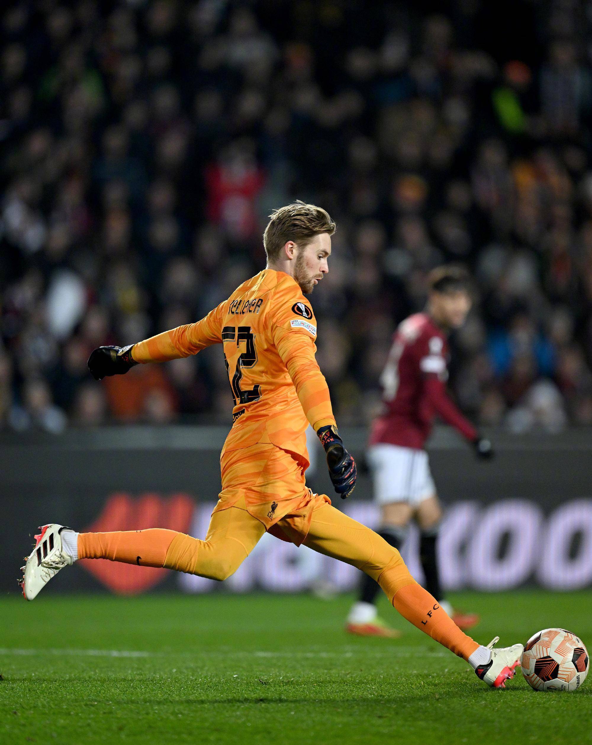 包含离谱！金州勇士赛前门线救险萨拉赫在巴塞罗那比赛中大胜，清晨勒沃库森备战欧联的词条